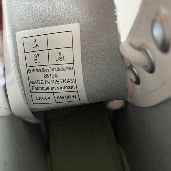 NWT Dr. Martens 1460 White Monochromatic Patent Leather Women's Boots Size 6 - Picture 16 of 16